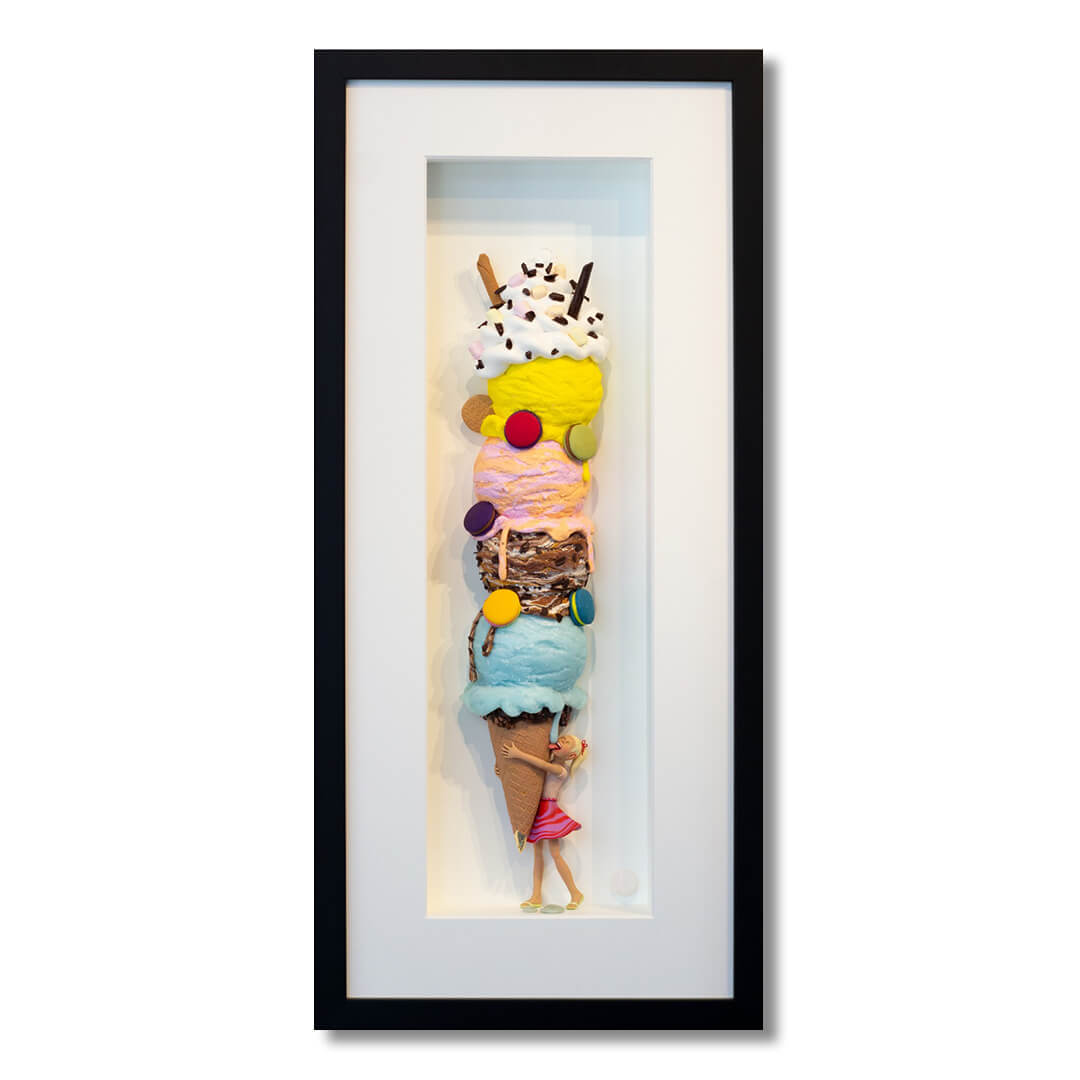 Ice Cream Hug White