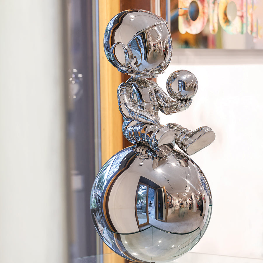 Astronaut Two Balls