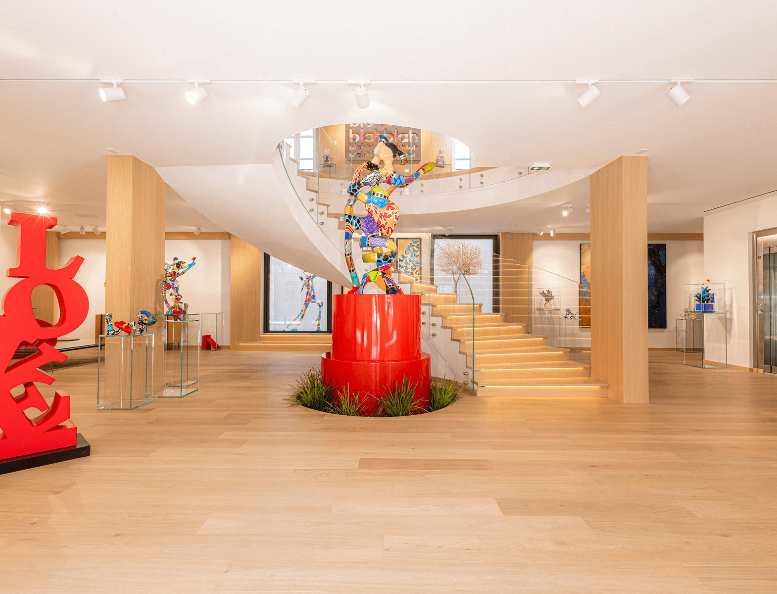 Saint-Tropez Art Gallery
