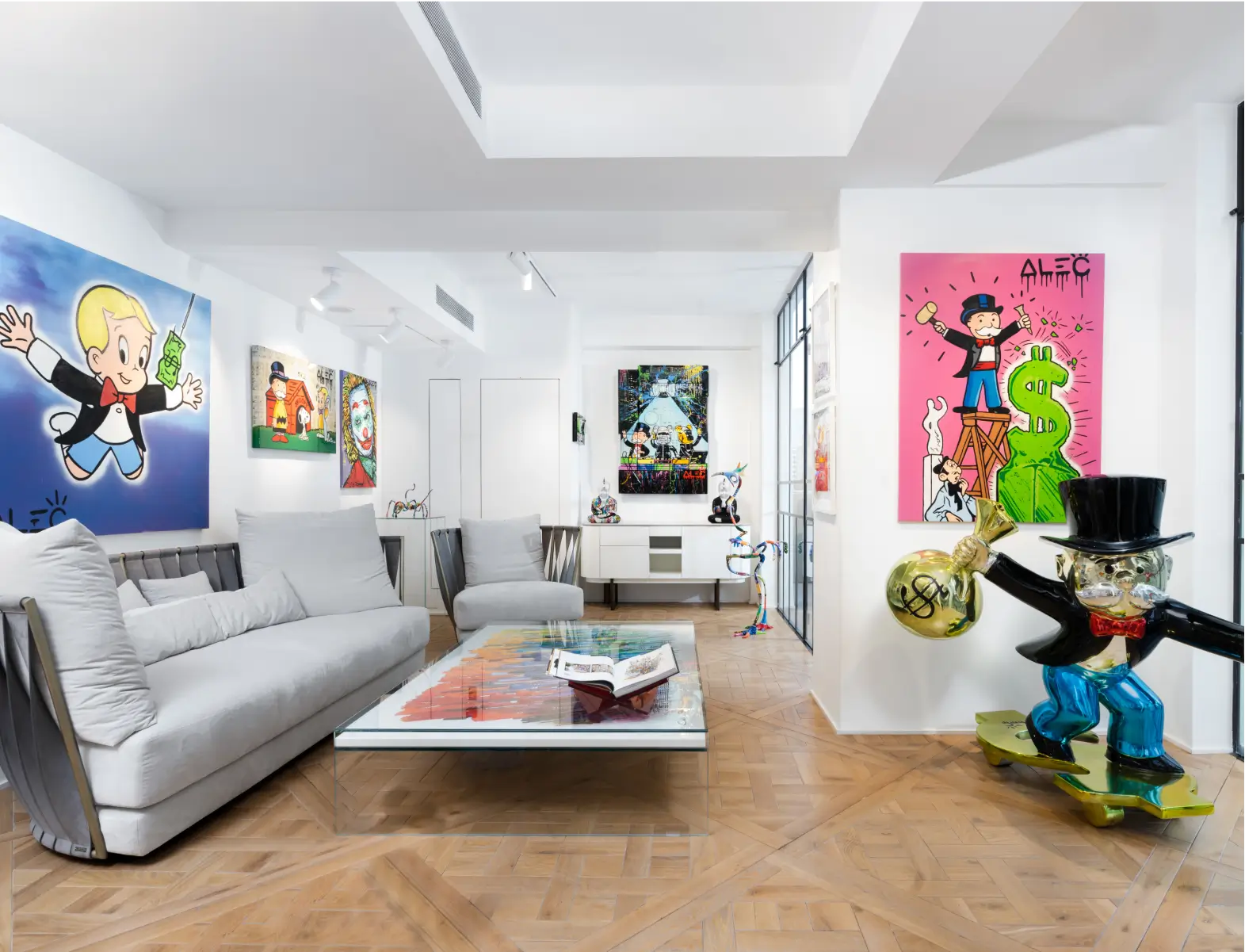 Rothschild Art Gallery